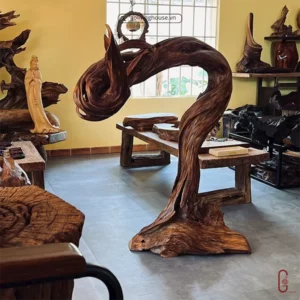 LŨA NGỌC AM TRƯNG BÀY